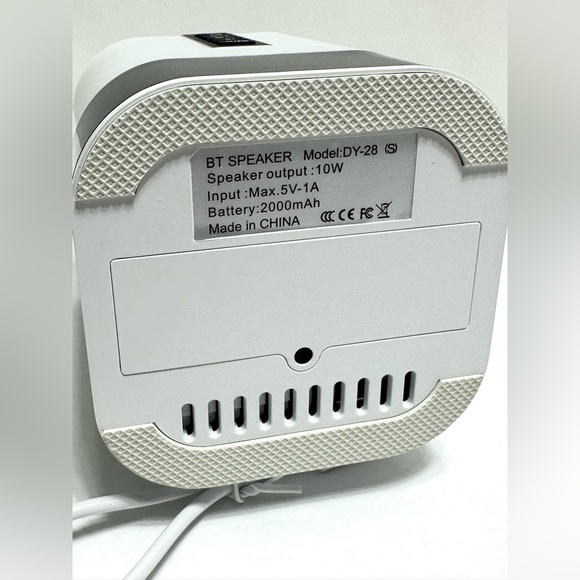 HETYRE Mini-Hifi Speaker Bluetooth Model DY28 Plus. - Picture 9 of 12